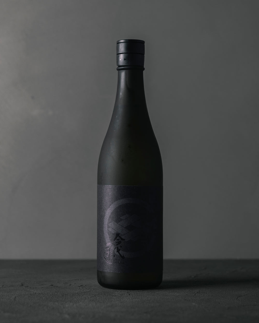 ブラック今代司　極辛口純米酒